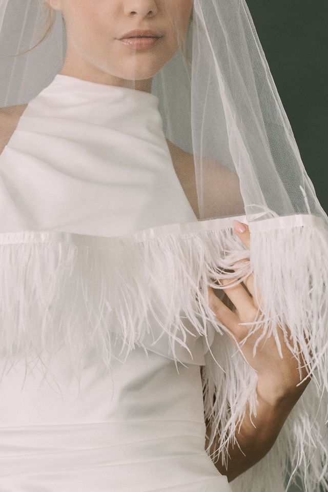 Hutch Feather Fingertip Veil #1