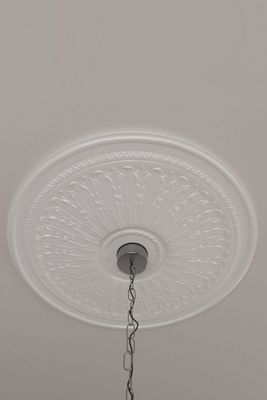 Oakleaf Arboreal Ceiling Medallion