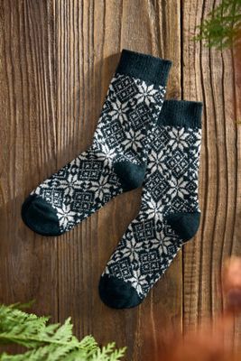 Snowflake Cozy Crew Socks