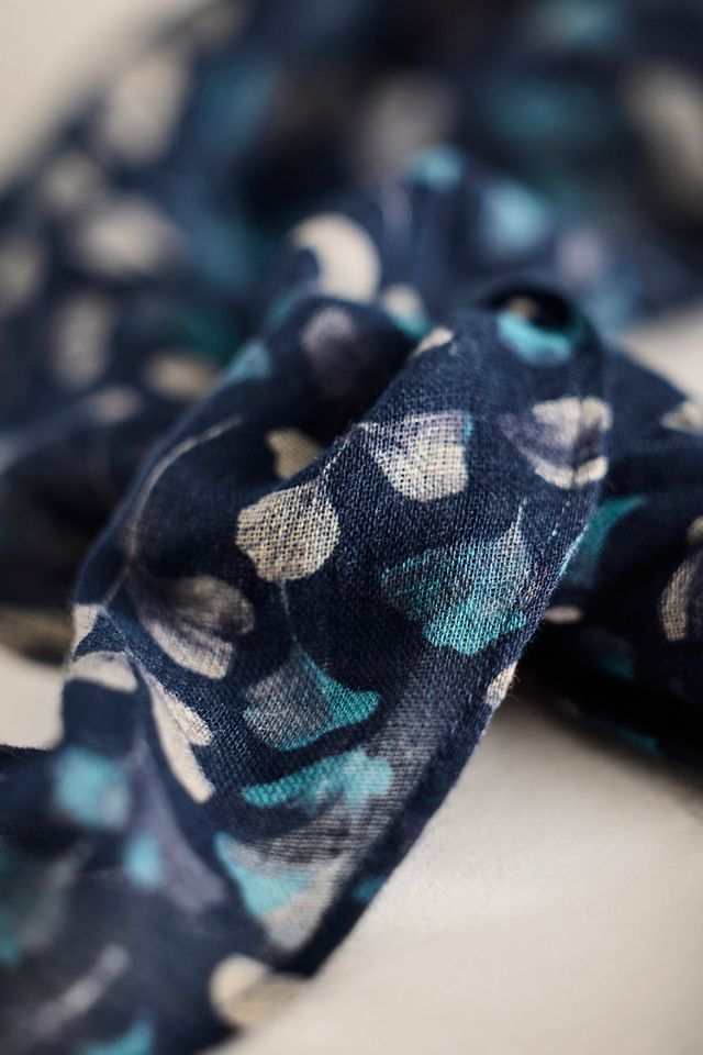 Ginkgo Leaves Cotton Scarf #1