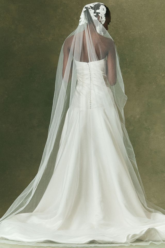 Jenny Yoo Hailey Lace Cathedral Veil #2