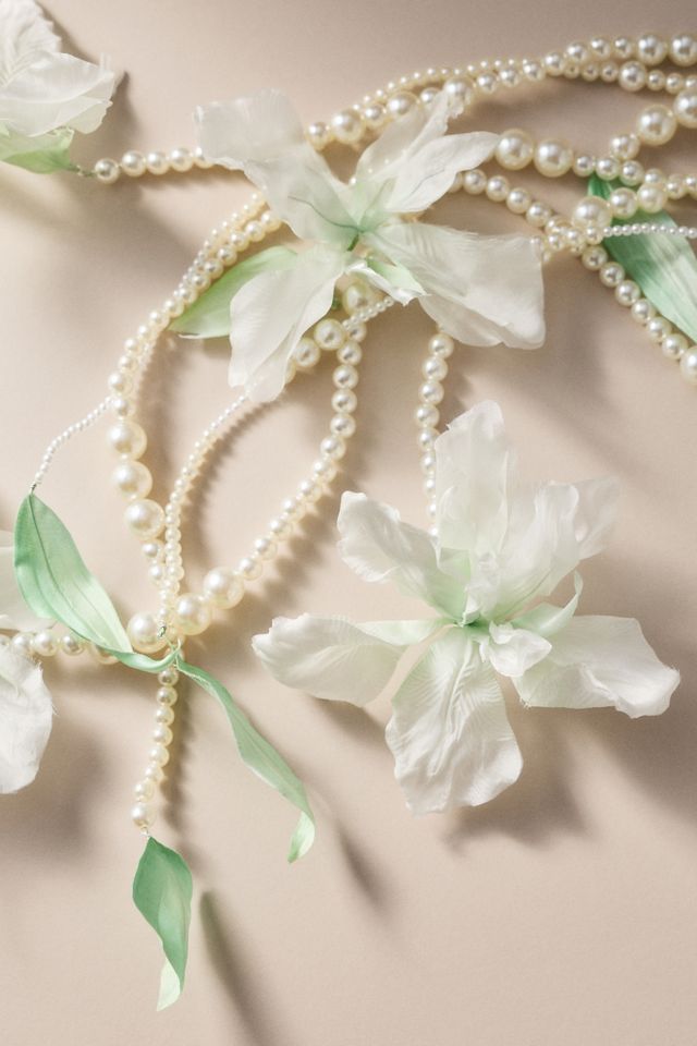Gaios Petunias & Pearls Bouquet #1