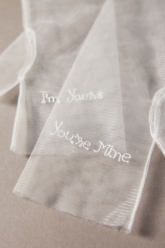 Enaura I'm Yours Embroidered Tulle Gloves #1