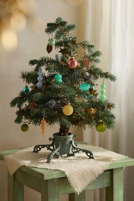 Cast Iron Tree Stand
