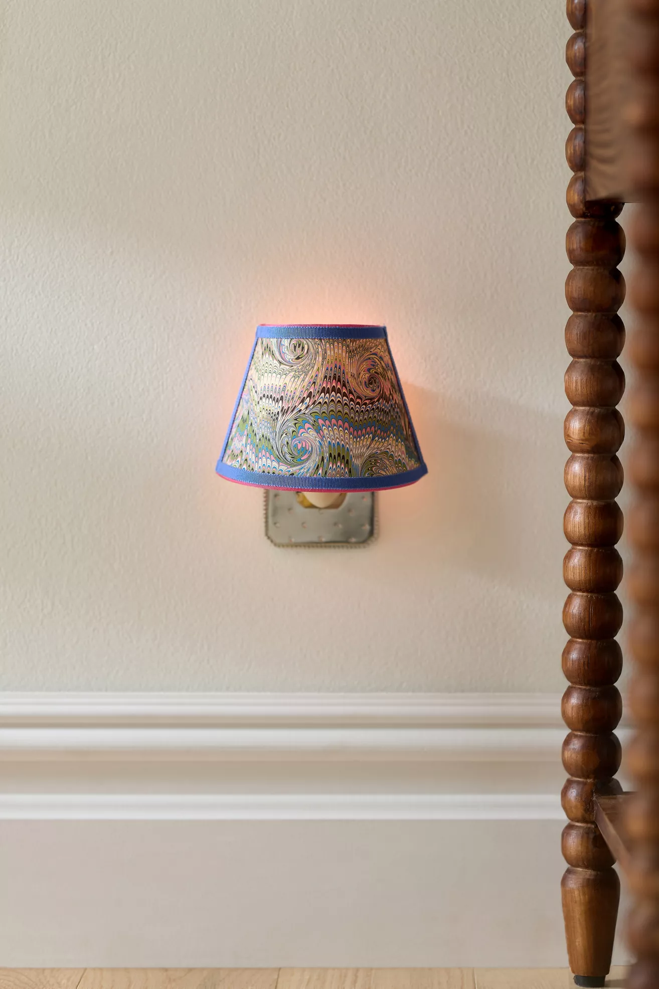Shandells Marbled Paper Shade Night Light - thumbnail 4