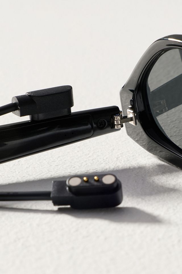Posh Tech Josie Cat-Eye Smart Sunglasses #3