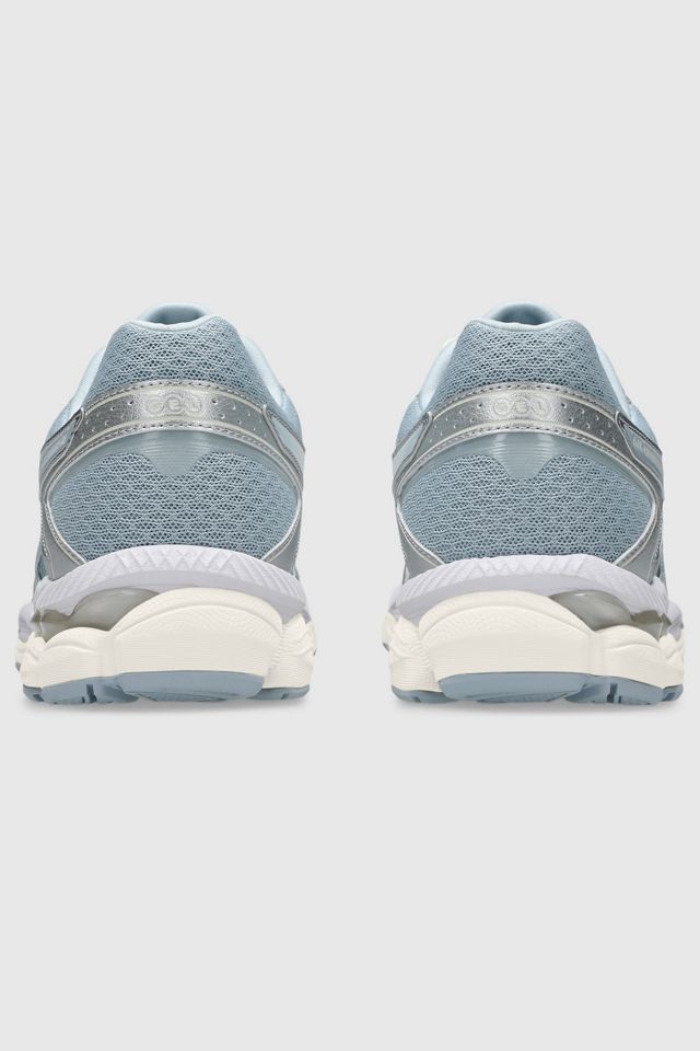 ASICS Unisex Gel-Cumulus 16 Sportstyle Sneakers #4
