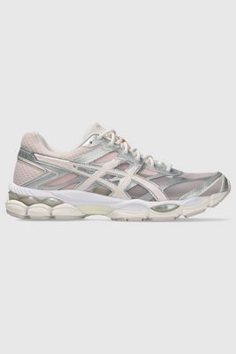 ASICS Unisex Gel-Cumulus 16 Sportstyle Sneakers