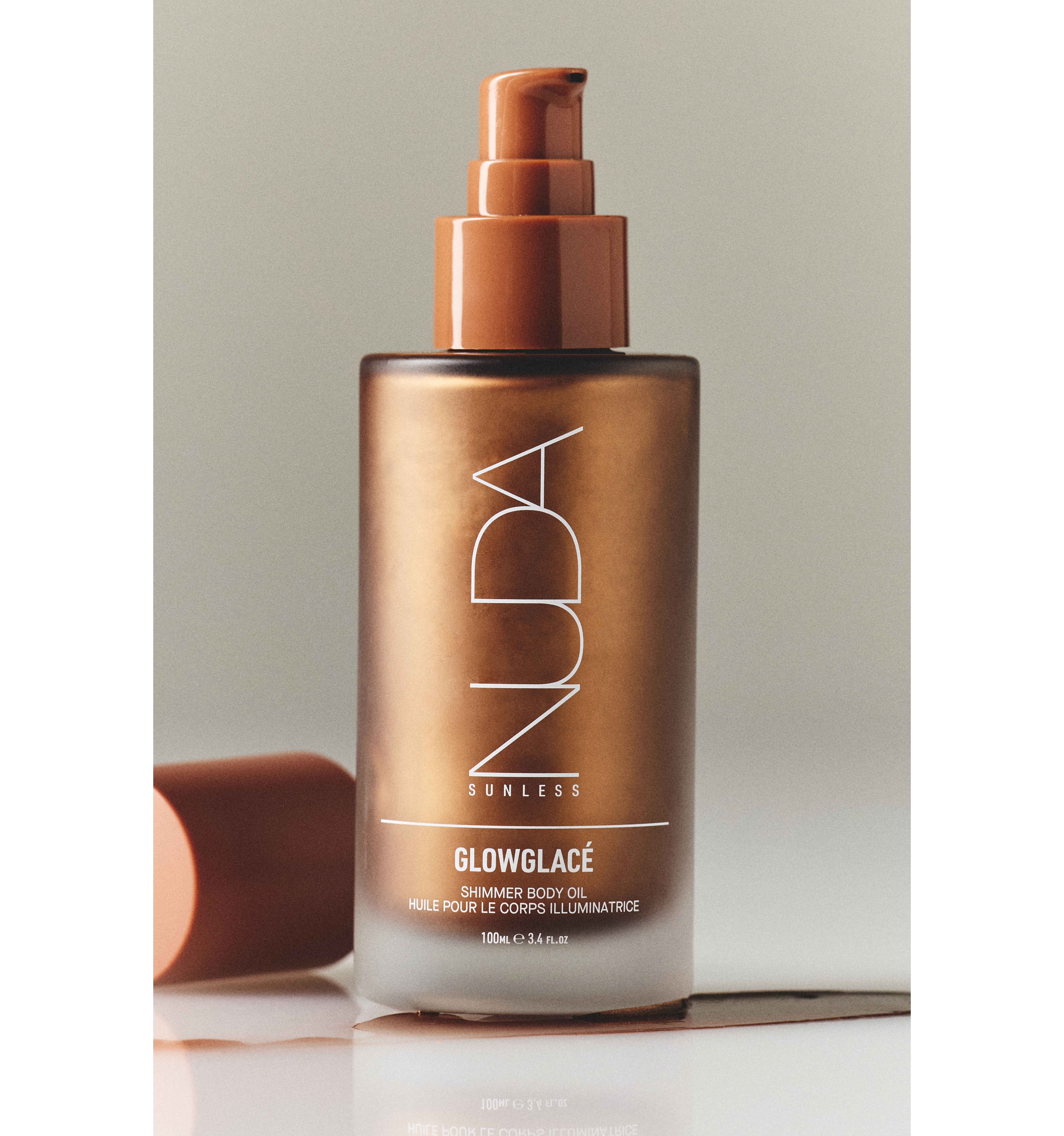 Nuda GlowGlacé Shimmer Body Oil