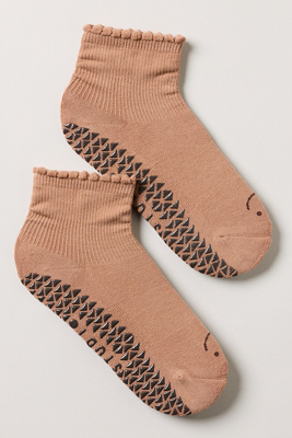 Pointe Studio Happy Grip Ankle Socks In Brown