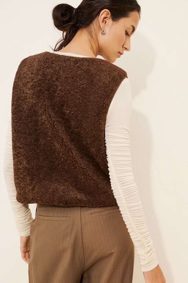 Flat White Boxy V-Neck Sherpa Vest #1