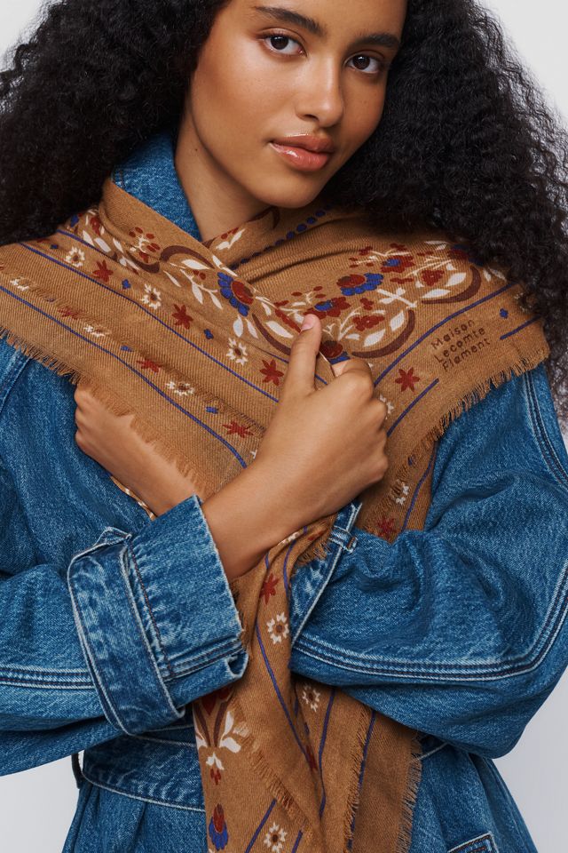 Maison Lecomte Flament Cashmere Triangle Scarf #3