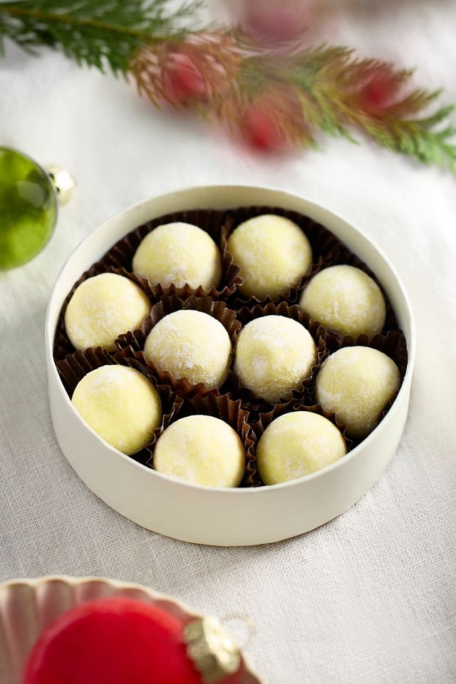 Charbonnel et Walker Eggnog Truffles #1