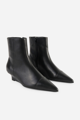 Intentionally Blank Lexicon Kitten Heel Boots In Black