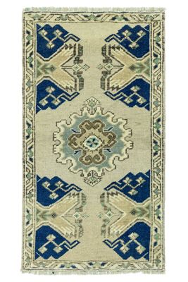 Vintage Turkish Mini Rug No. 804
