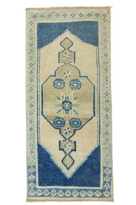 Vintage Turkish Mini Rug No. 805