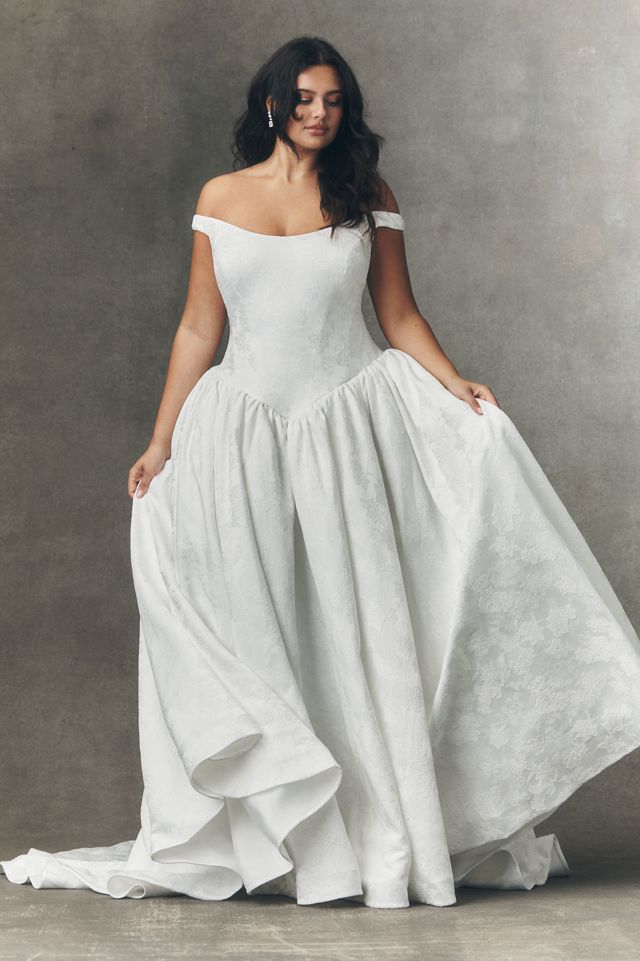 Watters Stella Off-Shoulder Basque-Waist Wedding Gown #8