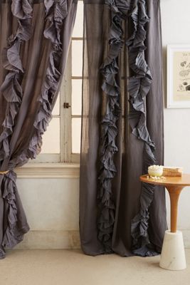 Wandering Pleats Curtain