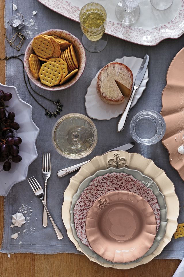 Attingham Dinner Plate #1