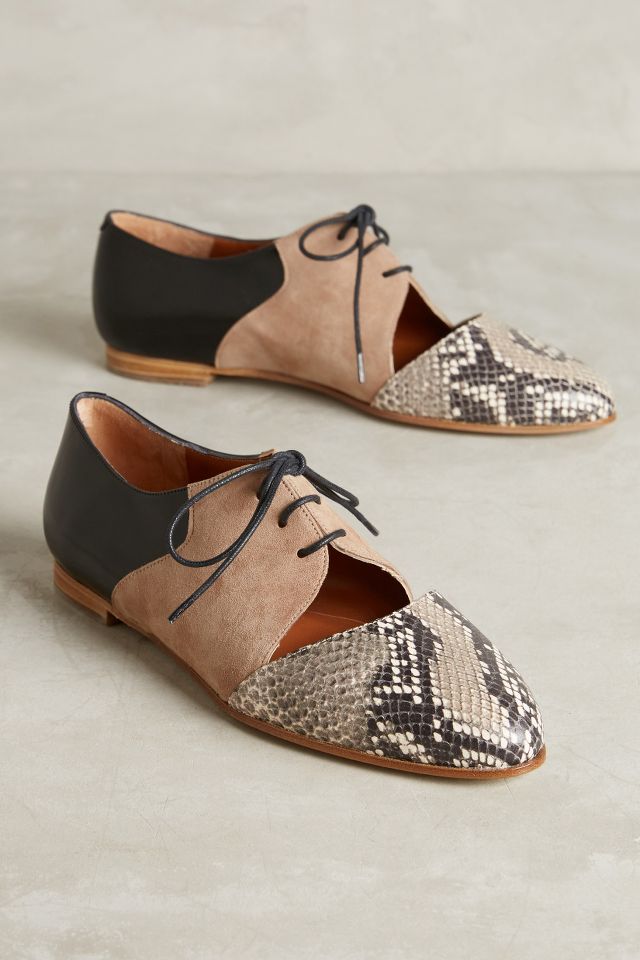 Womens hot sale cutout oxfords