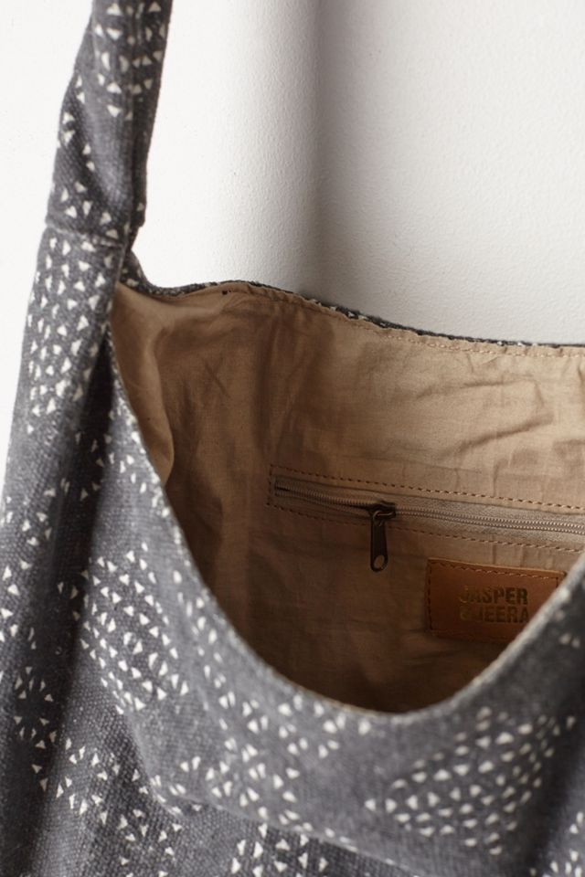 Frederica Hobo Bag #1