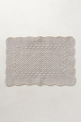 Scalloped Velvet Placemats