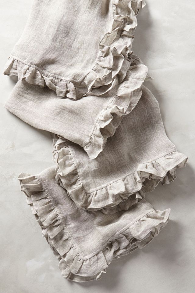 Ruffled Linen Napkin Set