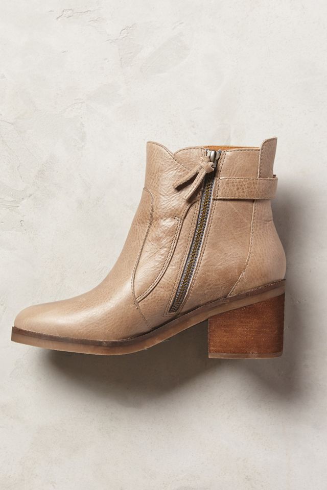 Latigo Angostina Booties #3