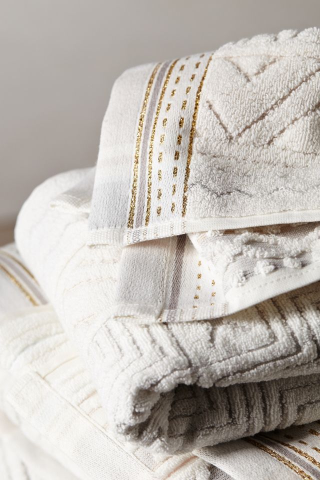 Windstream Towel Collection #4