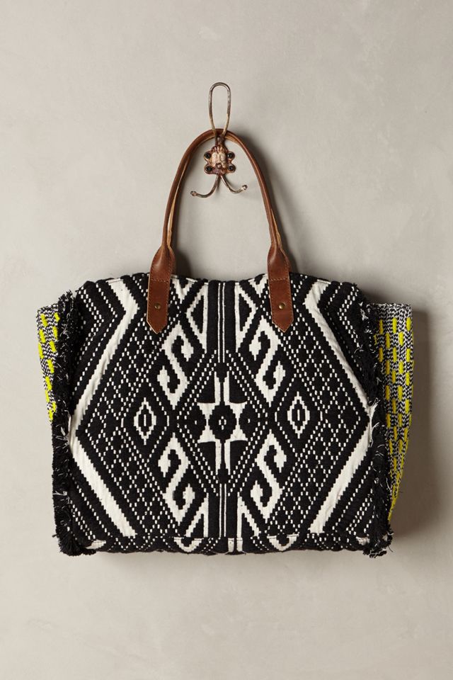 Aiza Tote #1