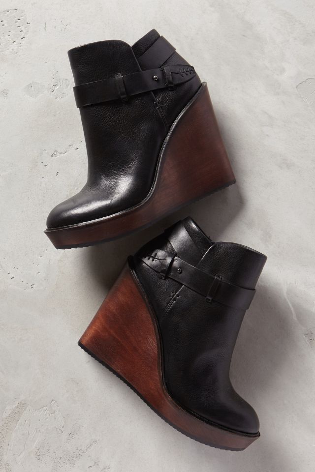 Dolce vita shop wedge booties