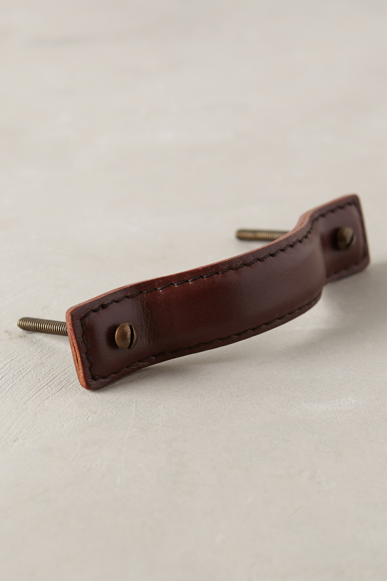 Saddle Stitch Handle 