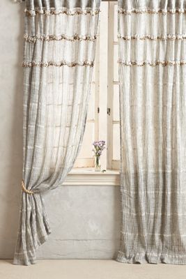 Graduated Tassel Curtain 