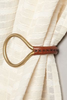 Equestrian Tieback