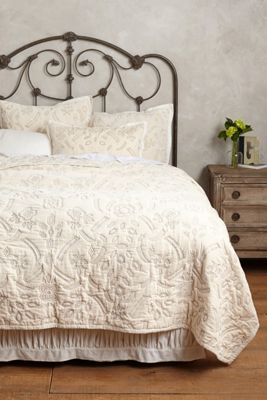 Ayar Coverlet