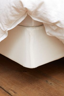 Daplyn Box Spring Cover