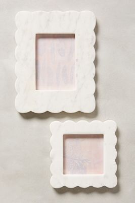 Scalloped Marble Frame