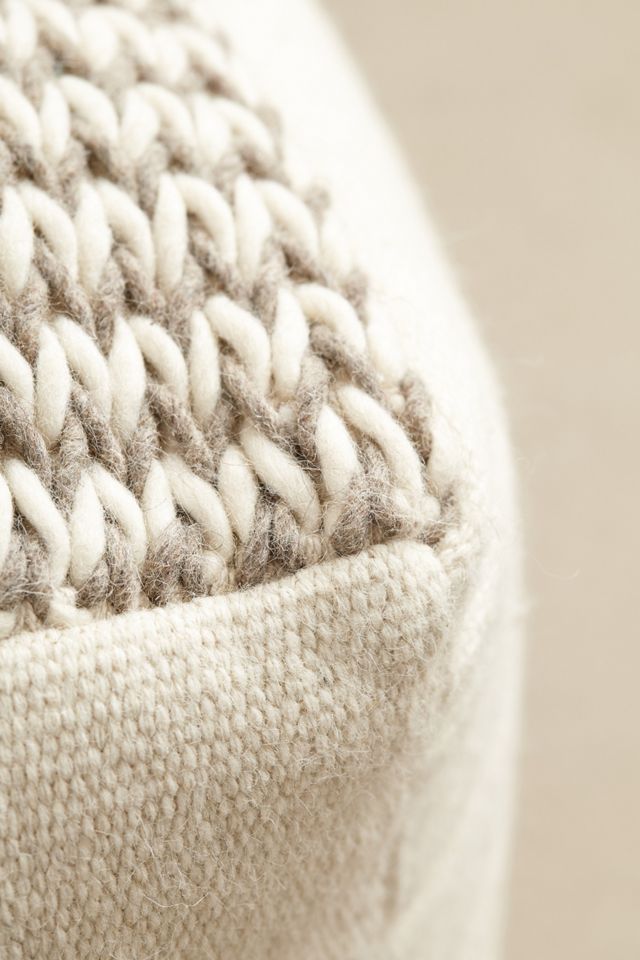 Grand Knitted Pouf #2