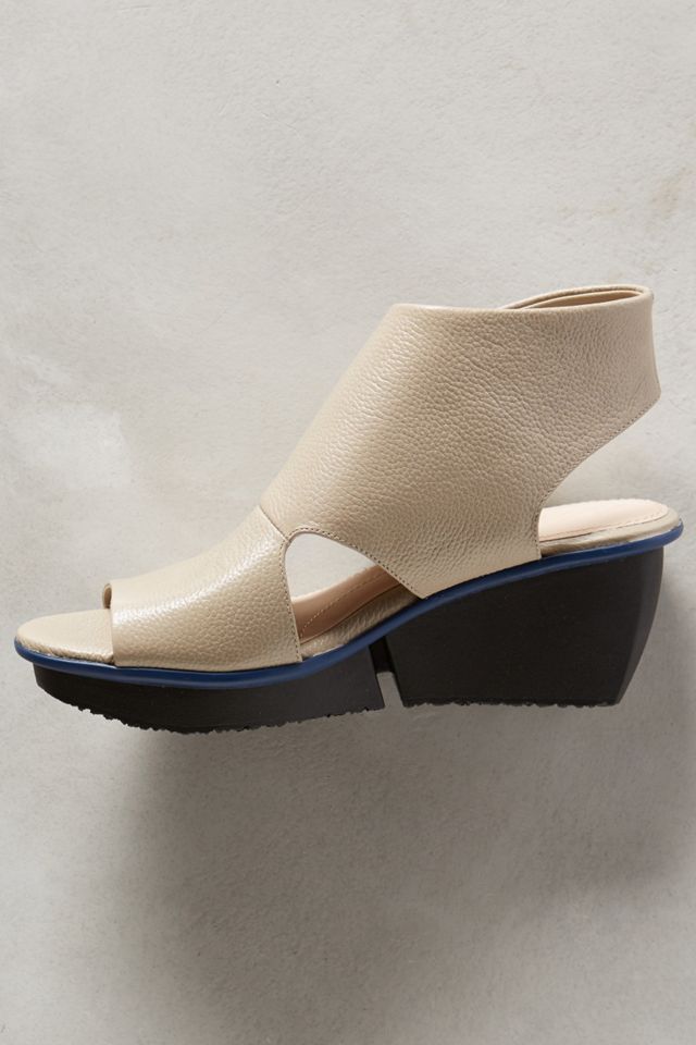 Naya Seeker Wedges #2