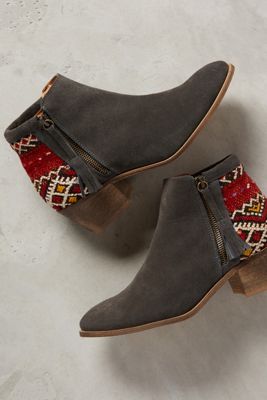 Howsty Tahirah Booties