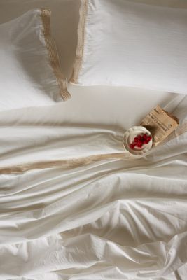 Coyuchi Crochet-Trimmed Sheet Set