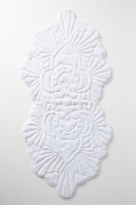Tufted Riviera Bath Mat en White chez - Anthropologie - Modalova