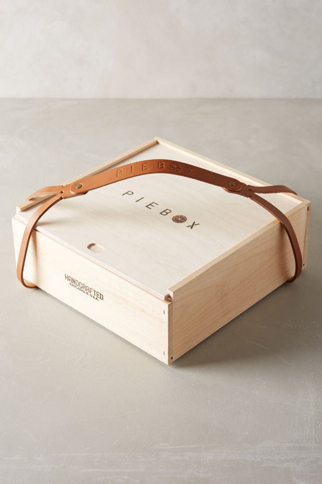 Wooden Pie Box Carrier #1