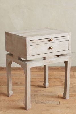 Tanah Nightstand