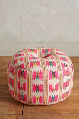 Flutura Pouf