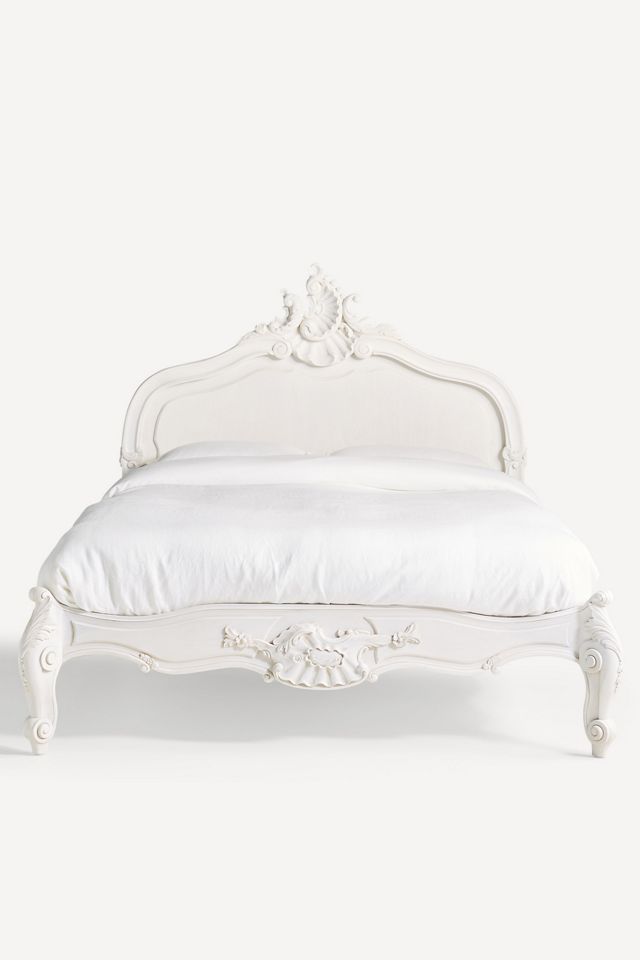 Menara Bed