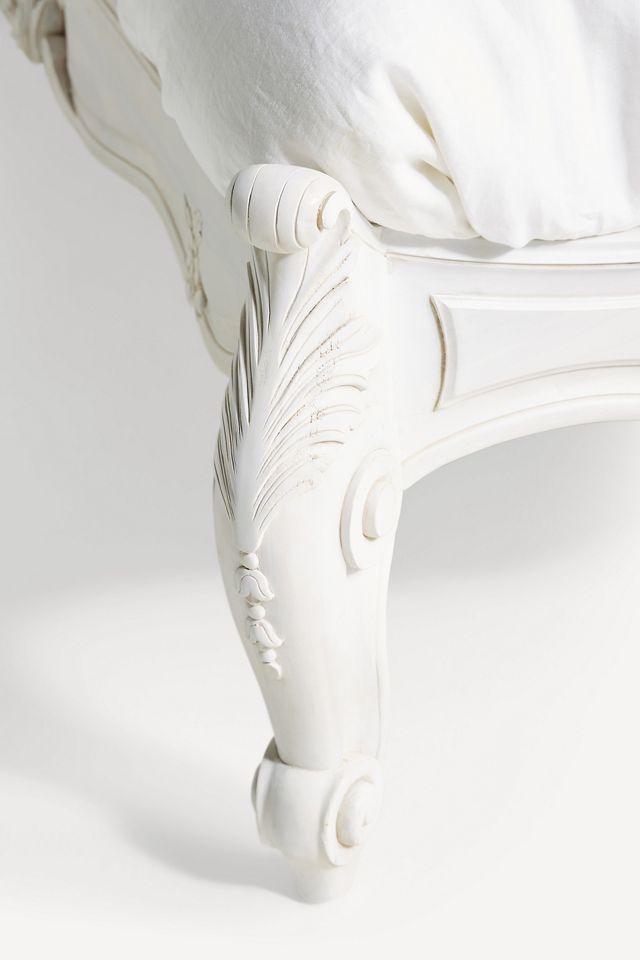Menara Bed