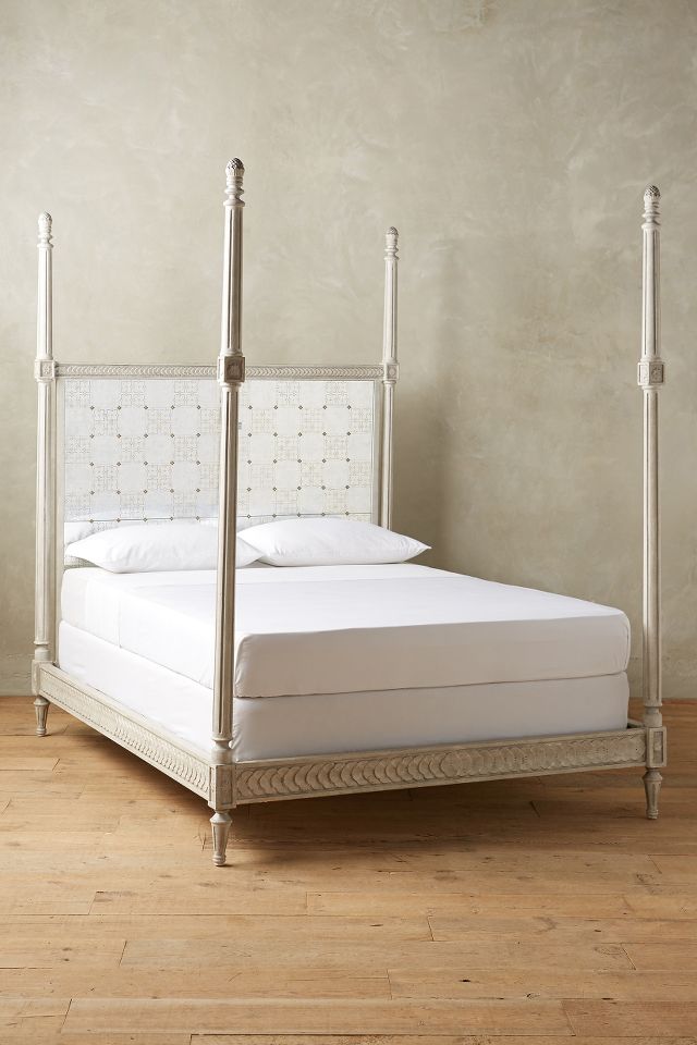 Mirelle Bed