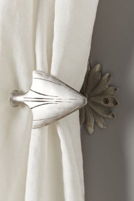 Bow & Arrow Tieback