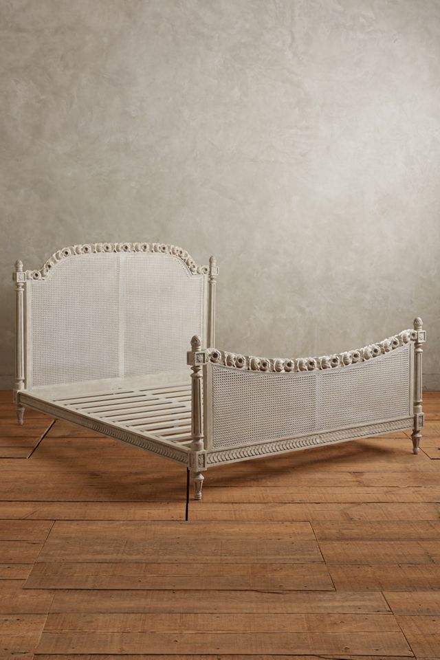Draped Garland Bed #1